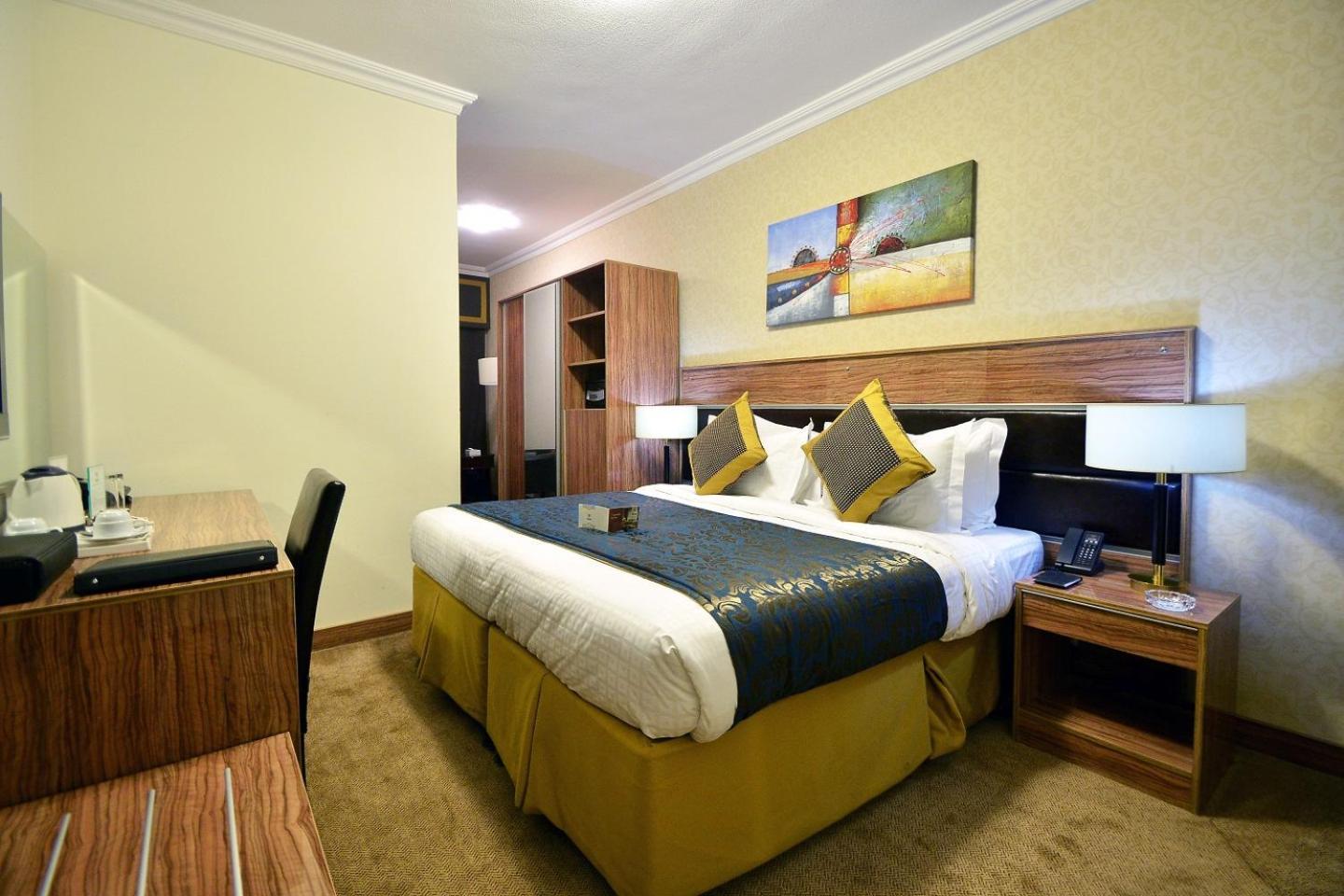 Golden Tulip Al Shakreen Medina Exterior foto