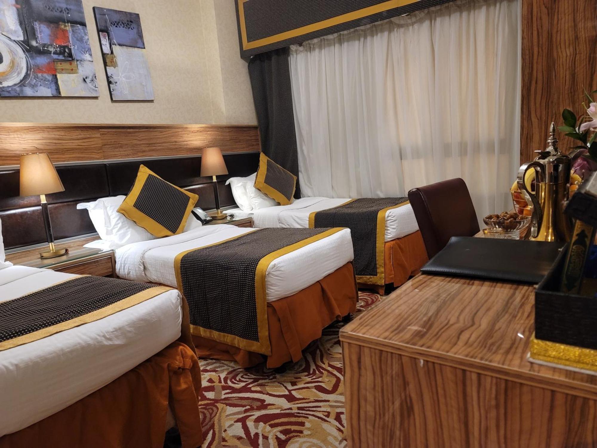 Golden Tulip Al Shakreen Medina Exterior foto