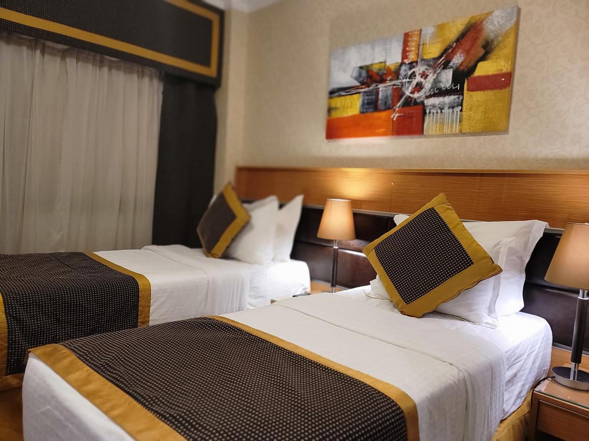 Golden Tulip Al Shakreen Medina Exterior foto