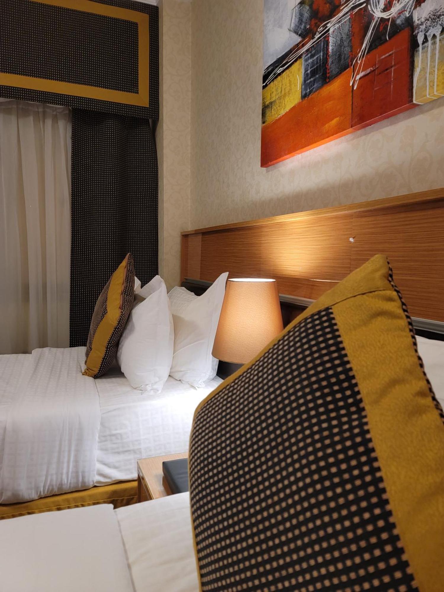 Golden Tulip Al Shakreen Medina Exterior foto