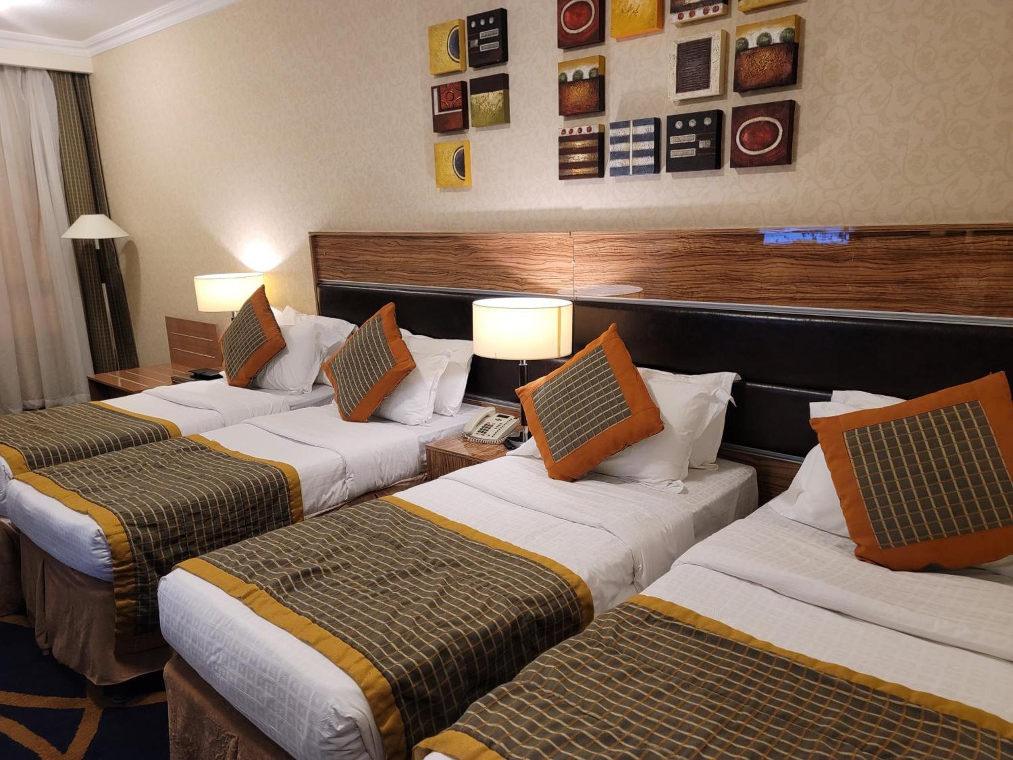 Golden Tulip Al Shakreen Medina Exterior foto